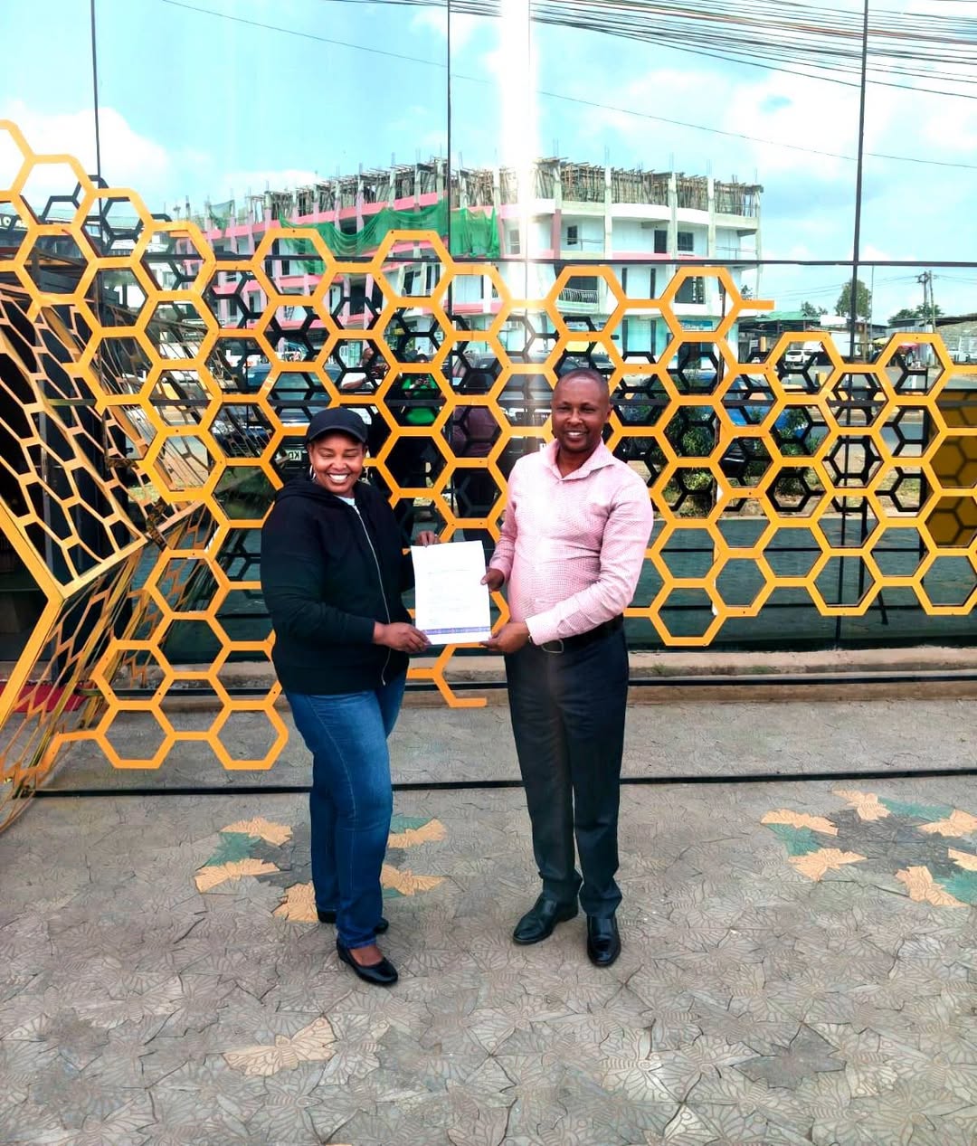𝗦𝗲𝗺𝗲𝗿𝗶𝗮𝗻 𝗦𝗮𝗻𝗸𝗼𝗿𝗶, the Executive Director of Patinaai Osim KYALO MUTUA SAVANNAH HONEY